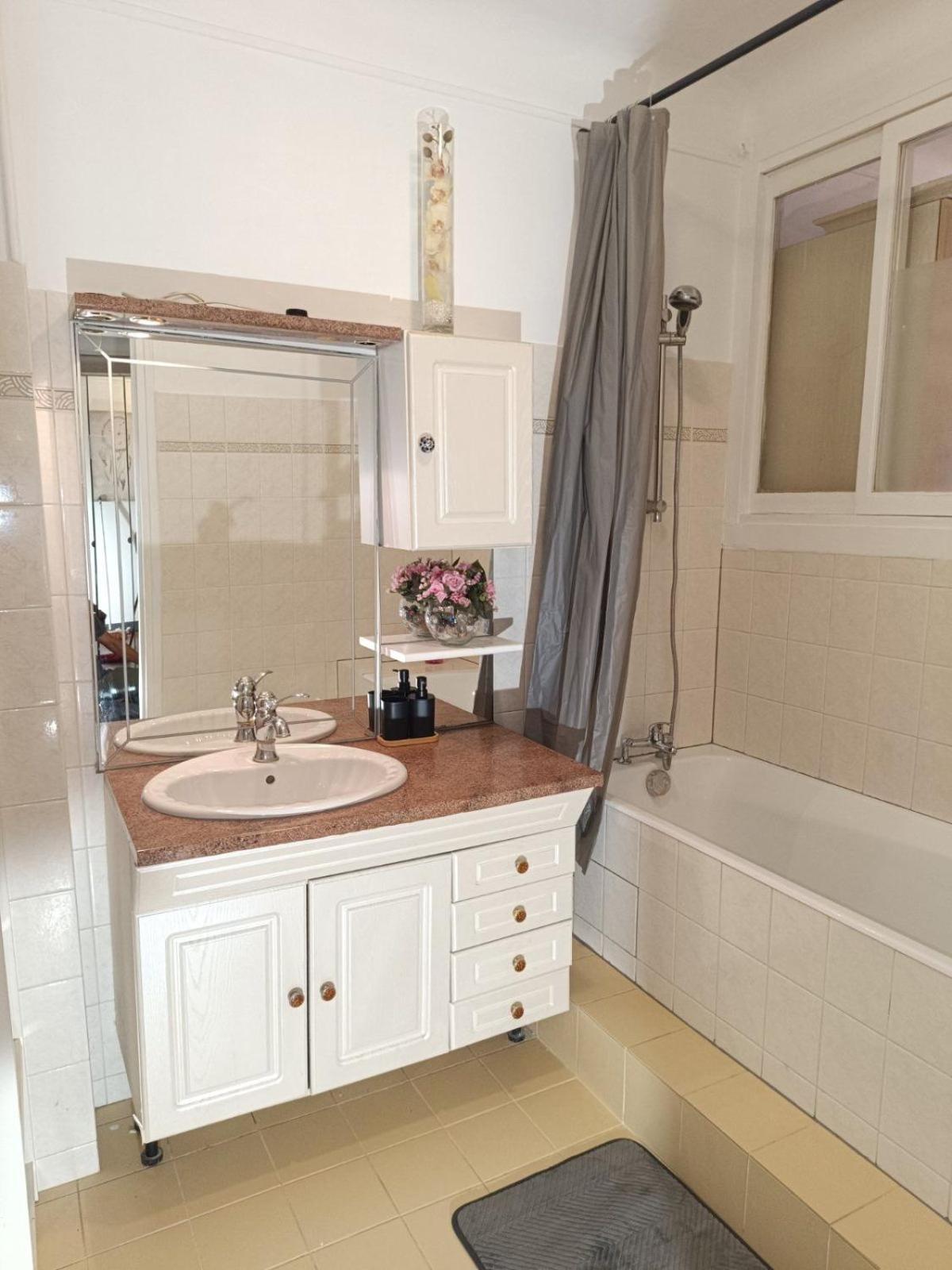 Chambres Privees Dans Un Appartement De 2 Pieces A Paris 13E Bagian luar foto